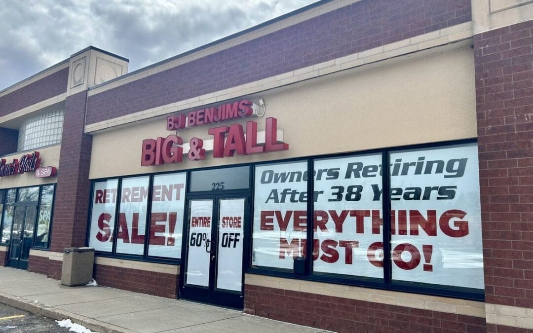 West Michigan storefront displaying a retirement and closing sale